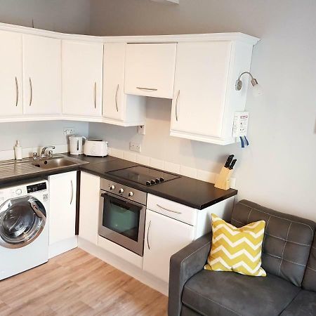 Townhouse In Centre Of Cobh Apartman Kültér fotó