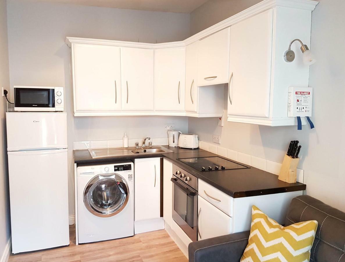Townhouse In Centre Of Cobh Apartman Kültér fotó