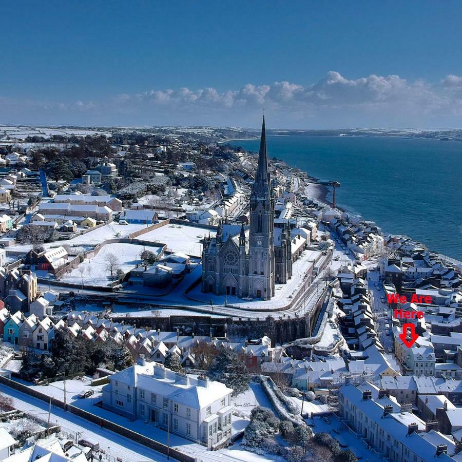 Townhouse In Centre Of Cobh Apartman Kültér fotó